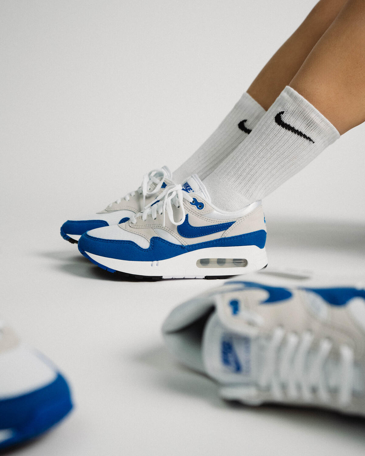 Nike air max 1 anniversary royal best sale